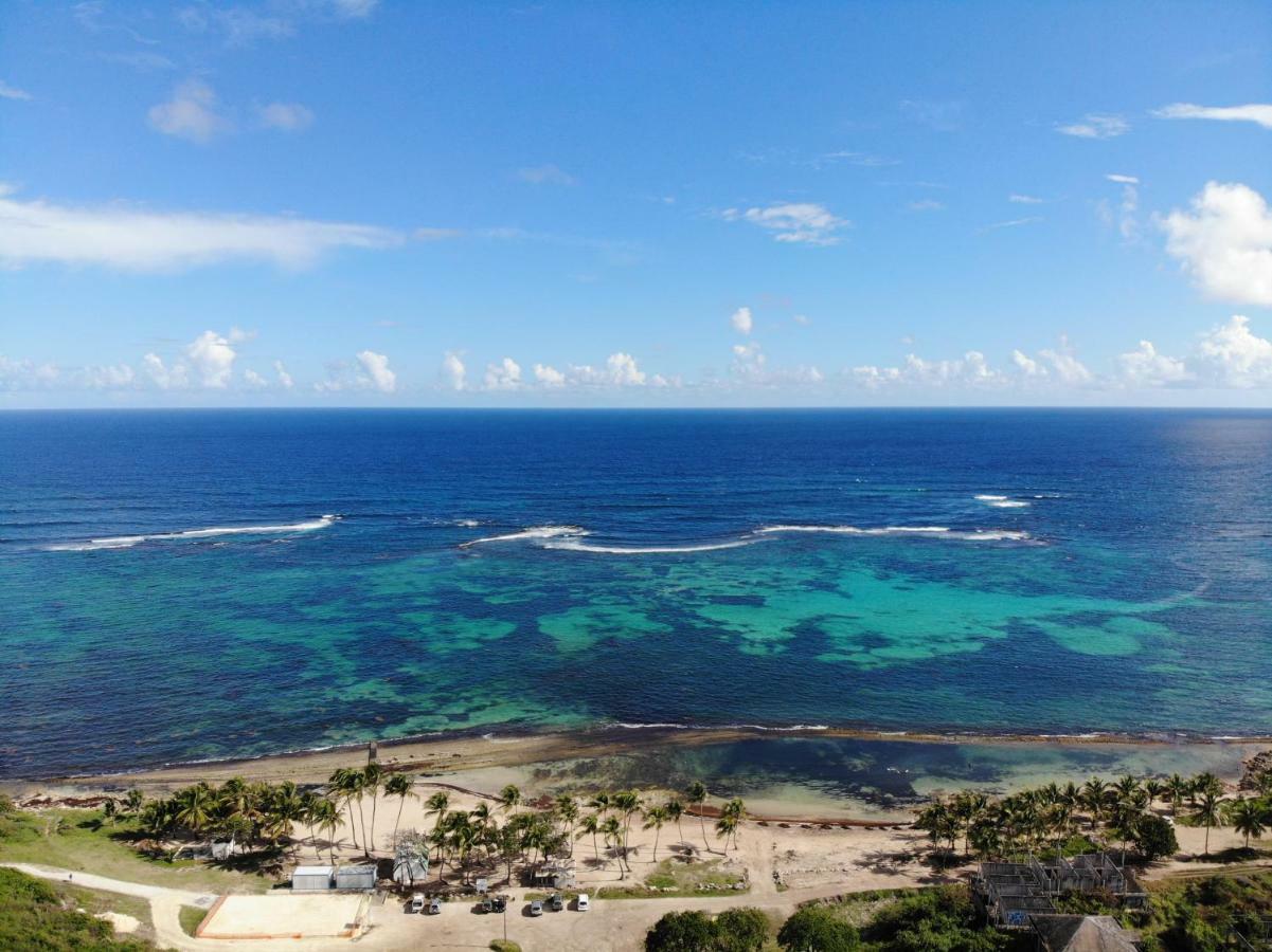 Villa Thomana, piscine, vue mer et plage à 100 m ! Le Moule Extérieur photo